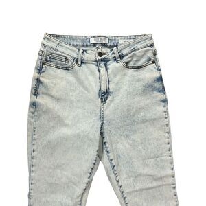 Judy Blue Light Wash Slim Fit Jeans
